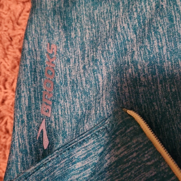 Brooks Teal Heathered Long Sleeve Running Top Size XL - Picture 9 of 9